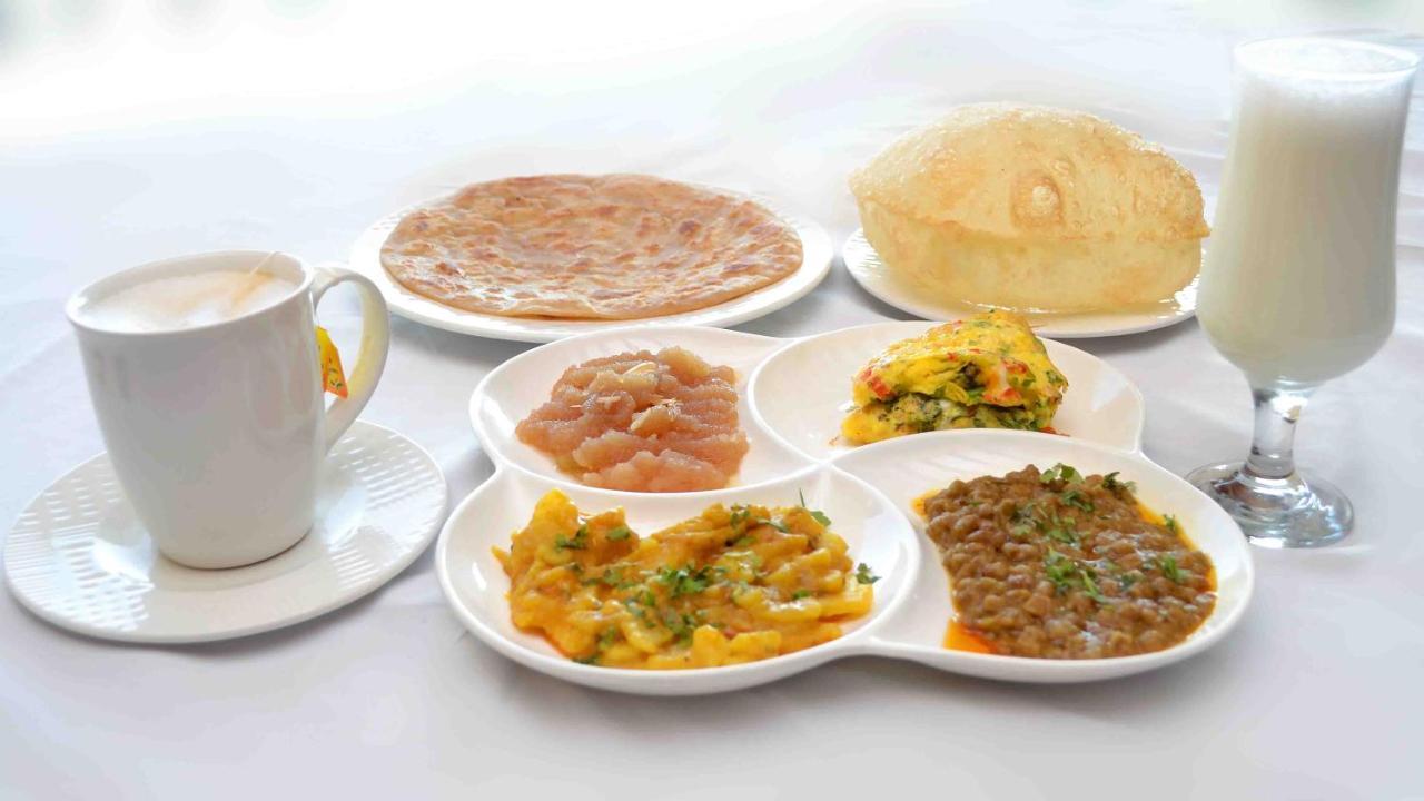 Mir Continental Hotel Muzaffarabad Eksteriør bilde