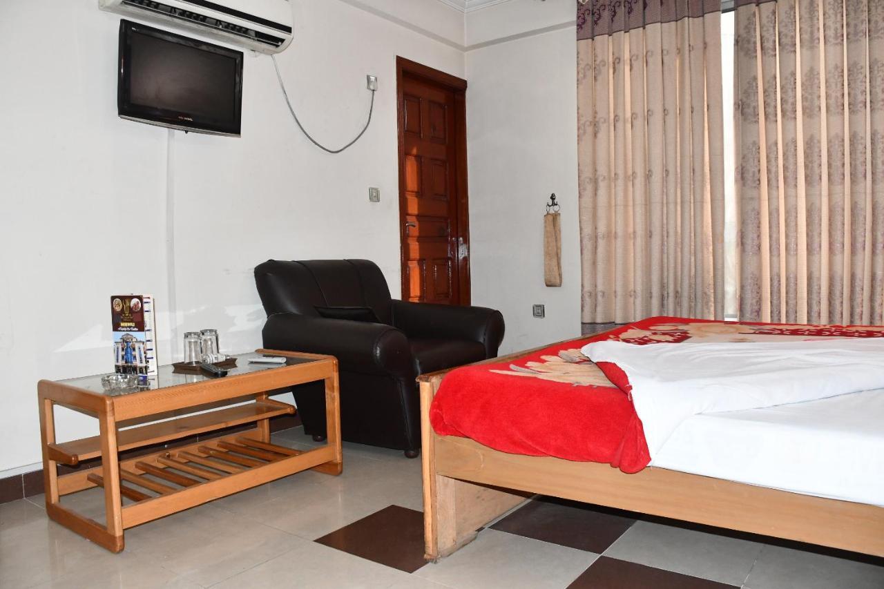 Mir Continental Hotel Muzaffarabad Eksteriør bilde