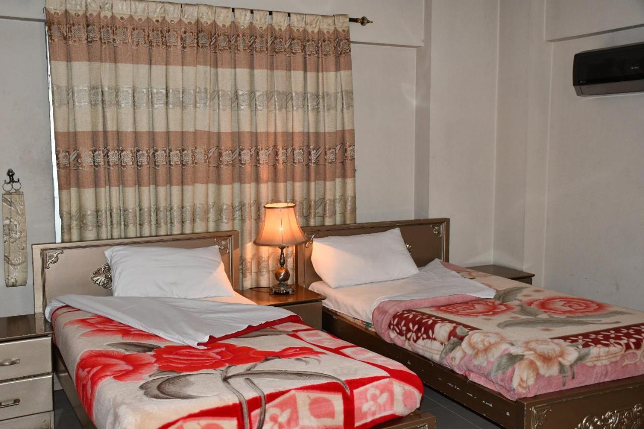 Mir Continental Hotel Muzaffarabad Eksteriør bilde